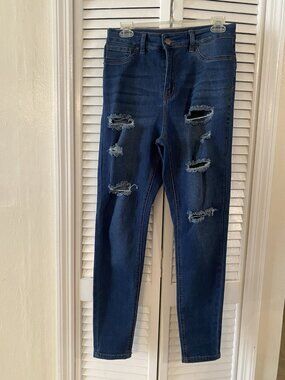 Fashion Nova Jeans Size 7 Ripped Skinny Denim Casual Stretch